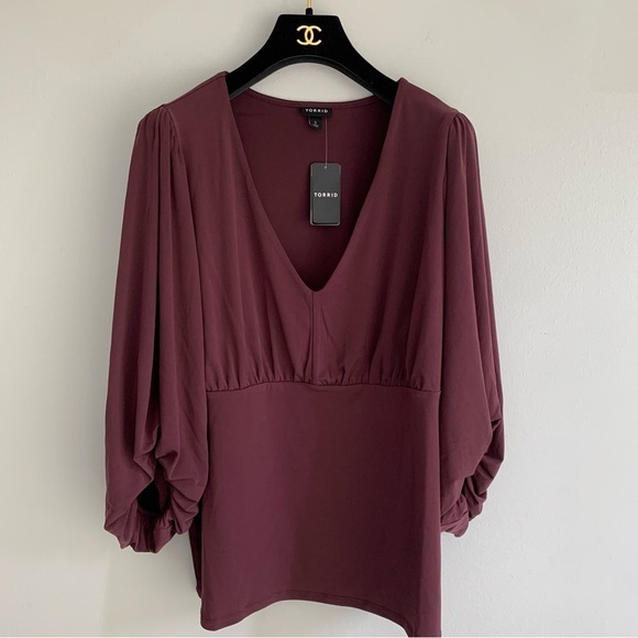 NWT Torrid studio knit quarter sleeve shirred top burgundy brown size 2X - Picture 2 of 8